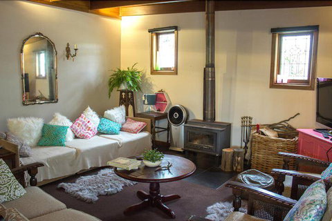 Billabong Cottage Bed & Breakfast - Great Ocean Road Tourism 2