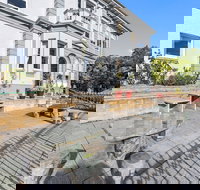 Waratah on York - Great Ocean Road Tourism