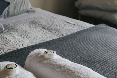 General Roberts Hotel - Great Ocean Road Tourism 3