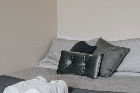 General Roberts Hotel - Great Ocean Road Tourism 4