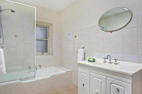 Apartment West Esplanade MAN93 - Great Ocean Road Tourism 0