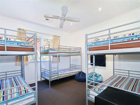 Tennis Elbow - Great Ocean Road Tourism 4