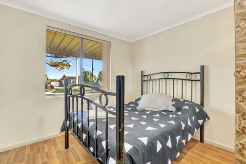 Break Away - Great Ocean Road Tourism 3