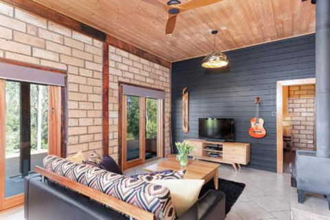 Falls River Luxury Accommodation - Great Ocean Road Tourism 2