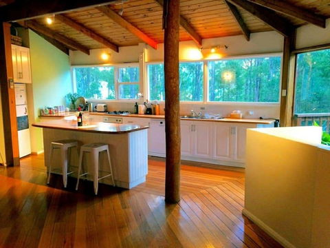 Eaglehawk Rainforest Retreat - Great Ocean Road Tourism 2