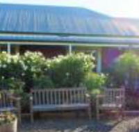Bed  Breakfast at Tiffanys - Great Ocean Road Tourism