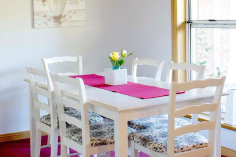 Bed & Breakfast At Tiffanys - Great Ocean Road Tourism 5