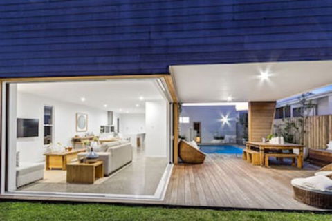 Luxe House Tweed Coast Holidays Ã‚ - Great Ocean Road Tourism 0