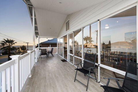 North Beach Bed And Breakfast - Great Ocean Road Tourism 6