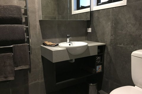 Manna Hill Farm - Great Ocean Road Tourism 6