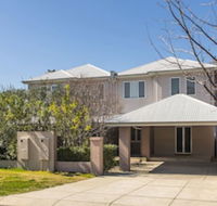Inner Western Suburbs Retreat - Great Ocean Road Tourism