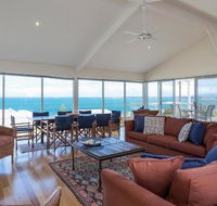 Seagull House ocean viewed house - Great Ocean Road Tourism