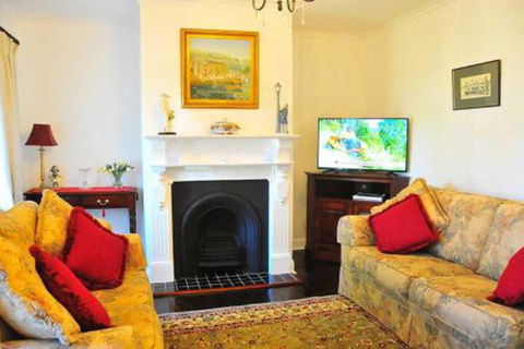 Ornee Cottage - Great Ocean Road Tourism 3