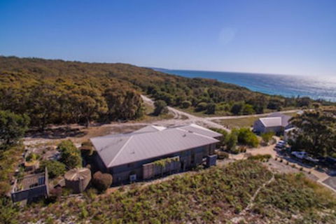 Tura Beachhouse In Dolphin Cove - Great Ocean Road Tourism 0