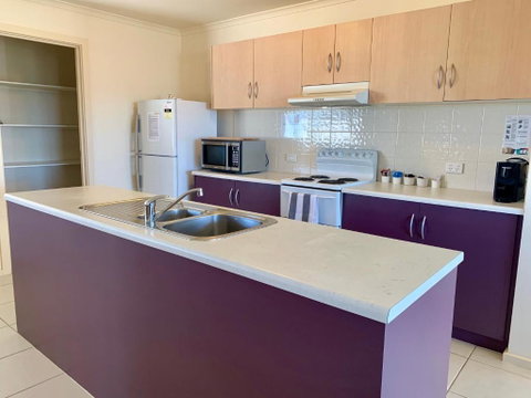 Bayview Beach House Apartment No 2 - Great Ocean Road Tourism 1