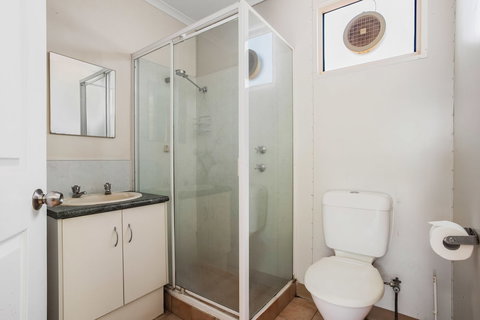 Karratha Caravan Park - Great Ocean Road Tourism 6