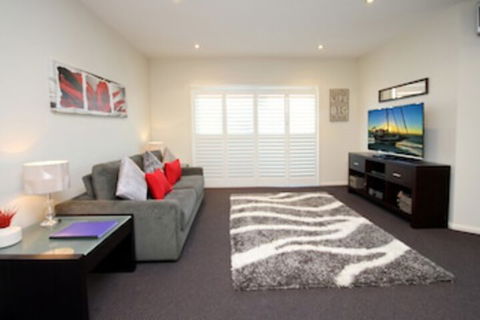 Pacific Blue Apartment 258 265 Sandy Point Road - Great Ocean Road Tourism 0