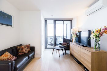 EVA, 1BDR Melbourne Apartment - Great Ocean Road Tourism 0
