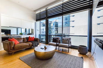 EVAN, 1BDR Southbank Apartment - Great Ocean Road Tourism 0
