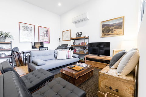 MURRAY, 1BDR Fitzroy Apartment - Great Ocean Road Tourism 3