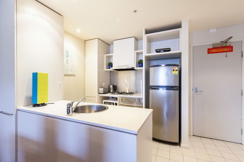 WESLEY, 2BDR Carlton Apartment - Great Ocean Road Tourism 2