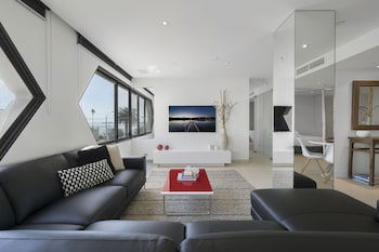 ELAINE, 2BDR St.Kilda Apartment - Great Ocean Road Tourism 0