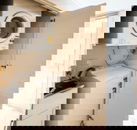 NAOMI 2BDR South Melbourne Apartment - Great Ocean Road Tourism