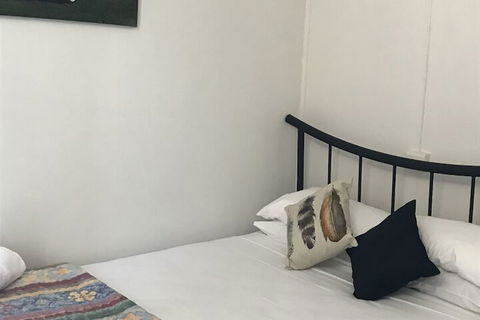 Tin Can Bay Budget Accommodation - Great Ocean Road Tourism 4