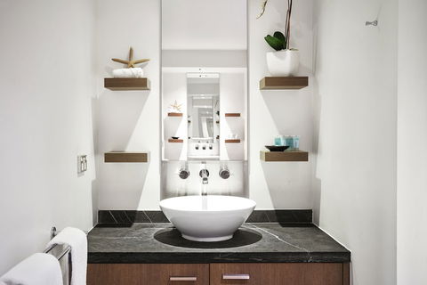 Temple 221 2BR Resort Spa Apartment - Great Ocean Road Tourism 1