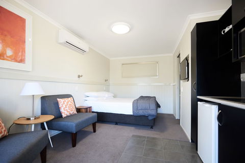 NRMA Bathurst Panorama Holiday Park - Great Ocean Road Tourism 5