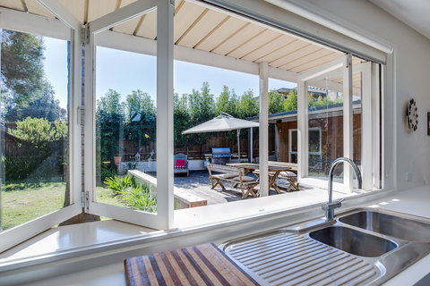 Portsea Place - Great Ocean Road Tourism 0