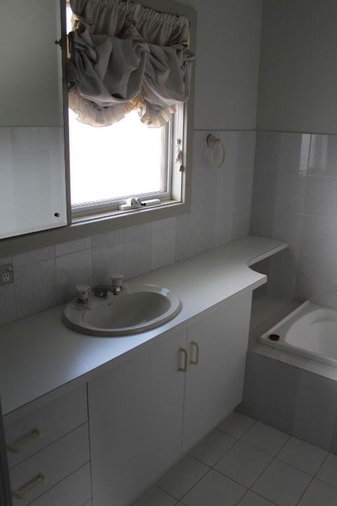 Relax At The Marina - Great Ocean Road Tourism 6