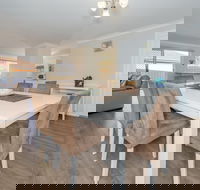 Pebble Pde 1 / 14 Fingal Bay - Great Ocean Road Tourism