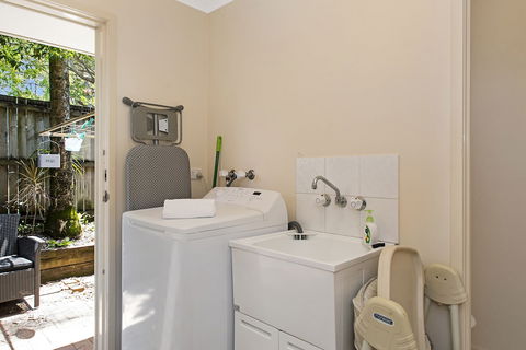 Growder Court 3 - Coolum Beach QLD - Great Ocean Road Tourism 2
