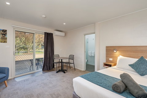 Gundagai Tourist Suites - Great Ocean Road Tourism 2