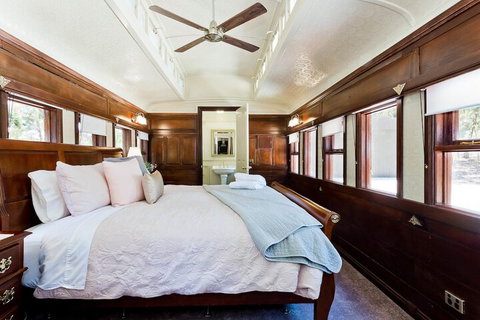 Oak Tree Cottage - Mundaring - Great Ocean Road Tourism 5