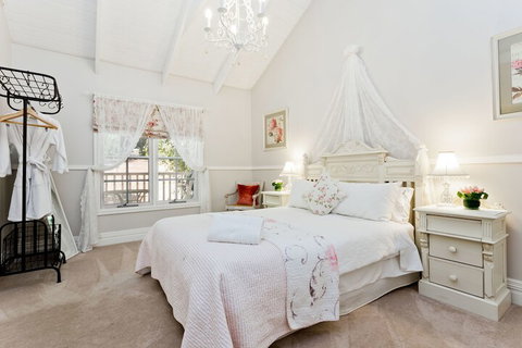 Oak Tree Cottage - Mundaring - Great Ocean Road Tourism 3