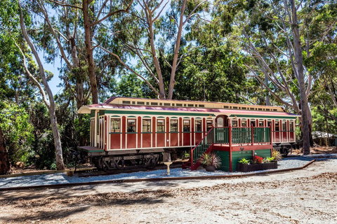 Oak Tree Cottage - Mundaring - Great Ocean Road Tourism 4