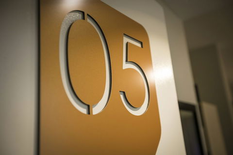 Nightcap At Kawana Waters Hotel - Great Ocean Road Tourism 1