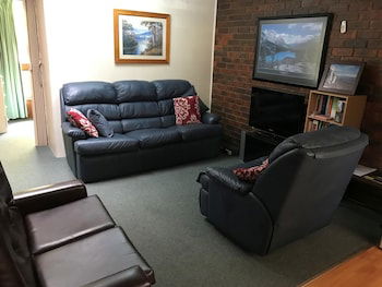 Kalamunda 2 - Great Ocean Road Tourism 0