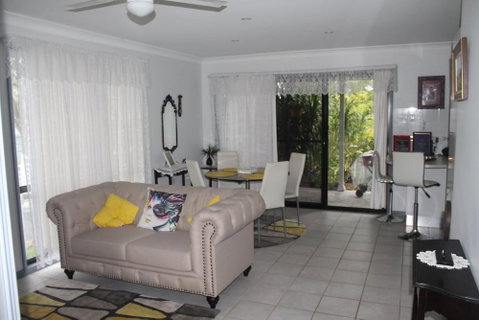 Ducati's Bed And Breakfast - Great Ocean Road Tourism 4