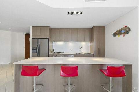 KINGSCLIFF COAST CULTURE 1208 - Great Ocean Road Tourism 3