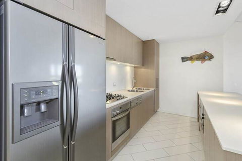 KINGSCLIFF COAST CULTURE 1208 - Great Ocean Road Tourism 2