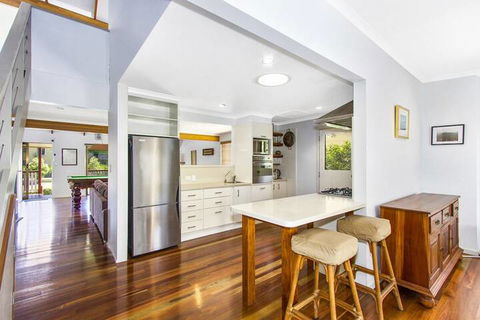 CABARITA BEACH BLISS HOLIDAY HOME On The LAKE - Great Ocean Road Tourism 4