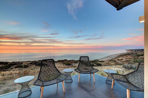 Luxe Haus - Great Ocean Road Tourism 6