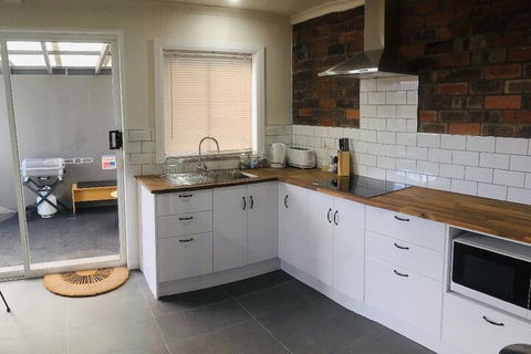 3ree Spacious & Charming Apartment - Great Ocean Road Tourism 6