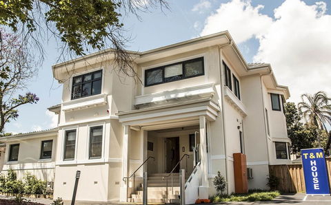 T & M HOUSE - Great Ocean Road Tourism 0