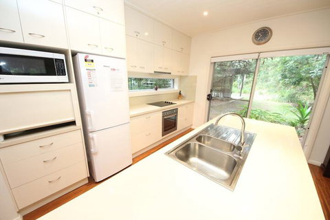 Trial Bay Eco Lodge 2 Pandanus - Great Ocean Road Tourism 6
