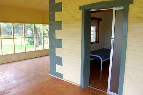 Gundabooka Cottages - Campsite - Great Ocean Road Tourism 2
