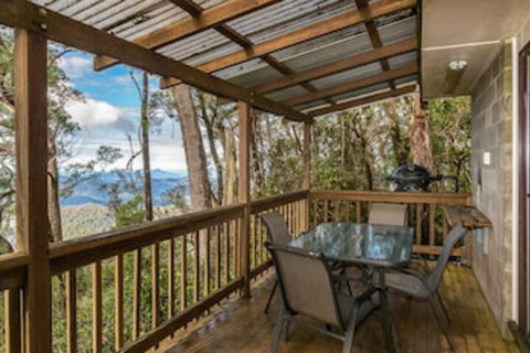 The Chalet - Great Ocean Road Tourism 0